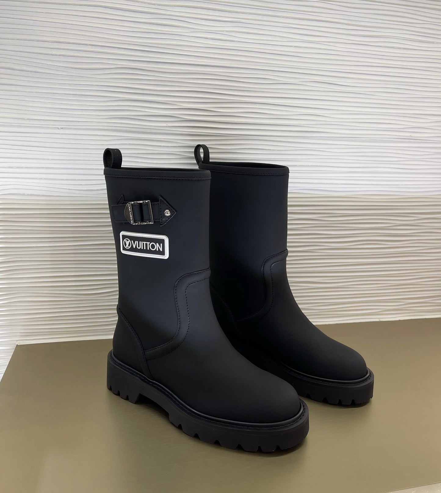 LU TERRITORY FLAT   Boots 2 Color 's