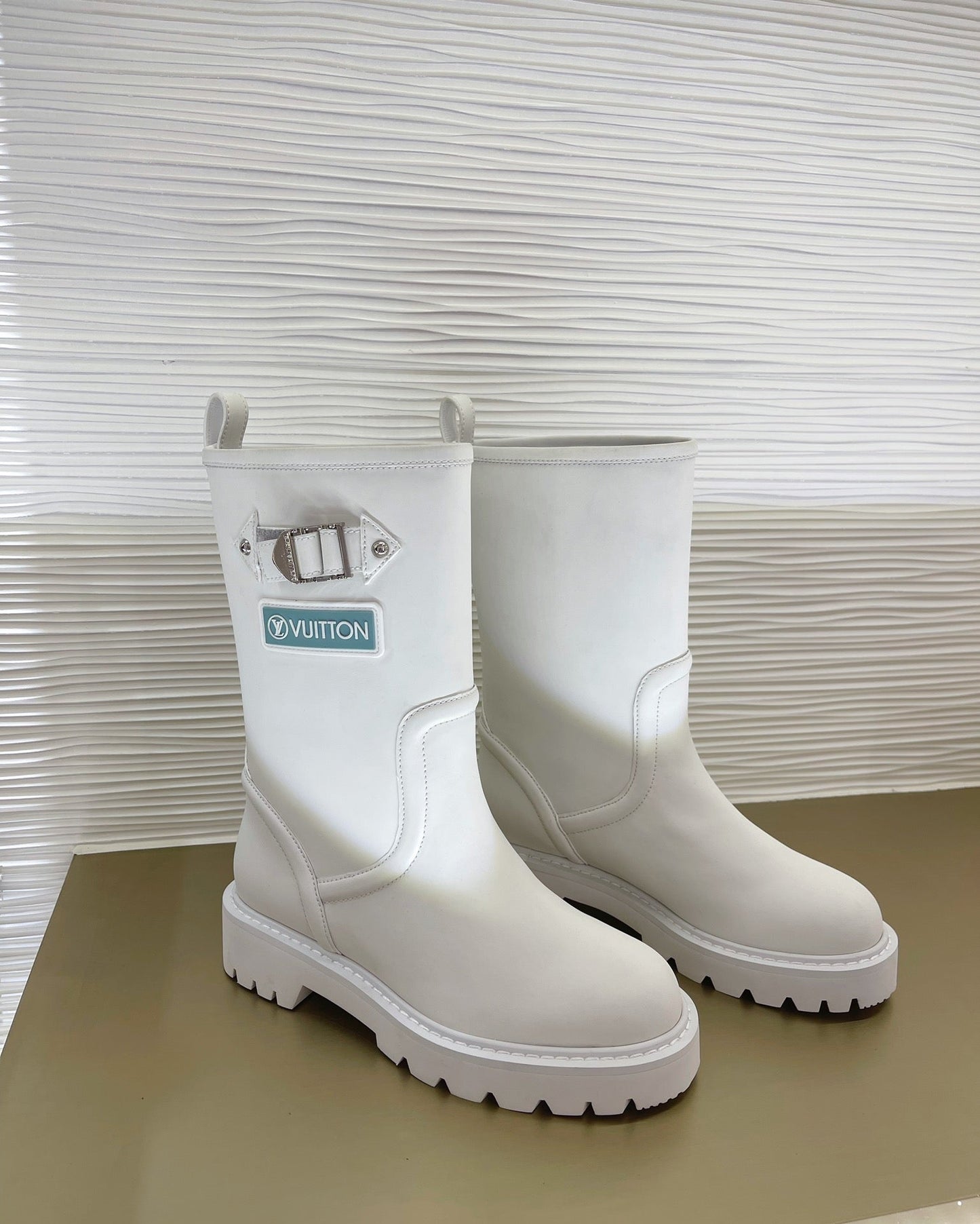 LU TERRITORY FLAT   Boots 2 Color 's