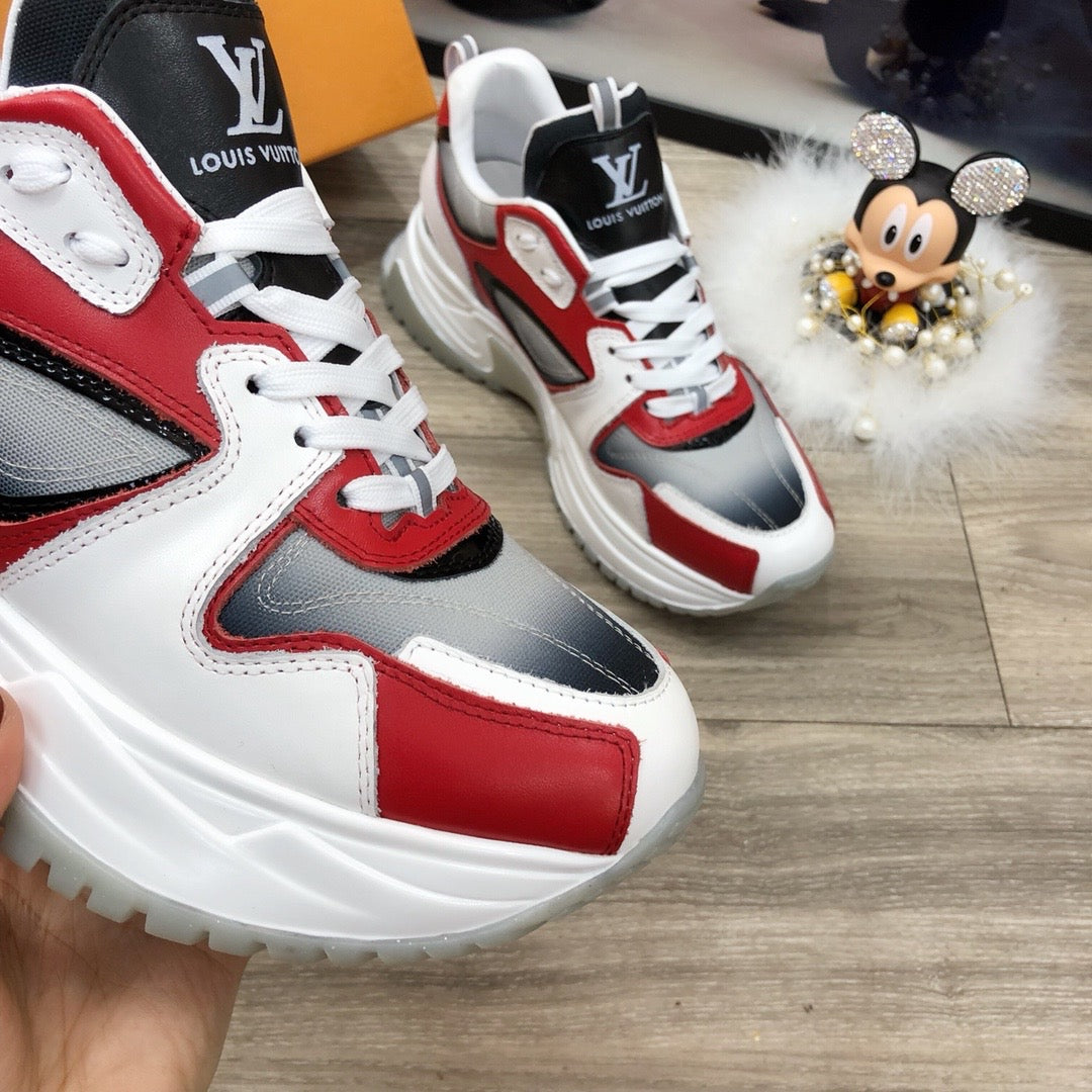 LU Sneakers Run Away Pulse