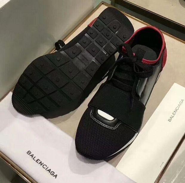 SNBAL  Race Runner Sneakers Black Wine