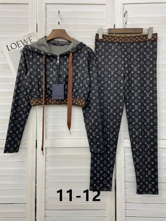 LU Sport Suits Activewear Outfit