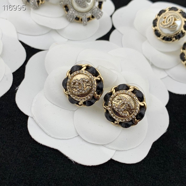 CHL   Earrings 4 Model 's