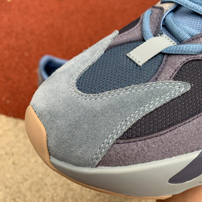 Yezy 700 Sneakers 46