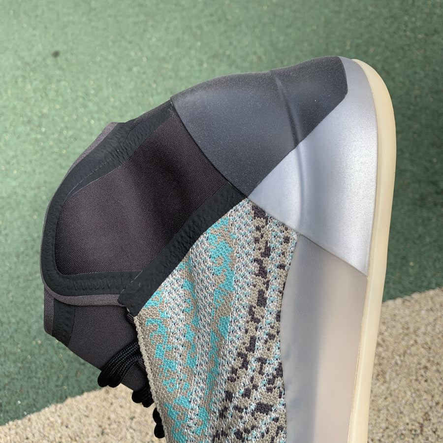 Yezy  Quantum Sneakers