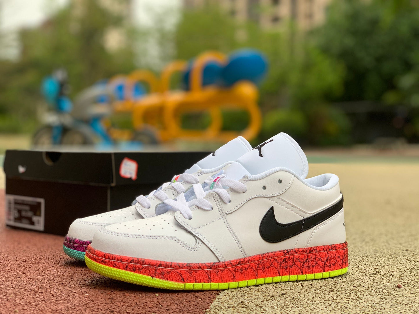 N*ke Sneakers Jorda 1 Low