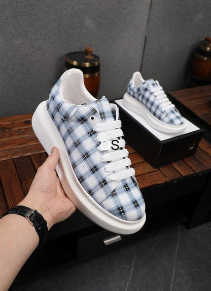 M^QUEEN  Sneakers Oversized