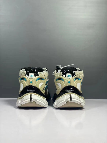 SNBAL   Sneakers Runner