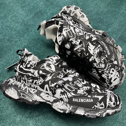 SNBAL 3XL Sneakers Graffiti