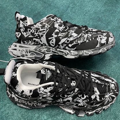 SNBAL 3XL Sneakers Graffiti