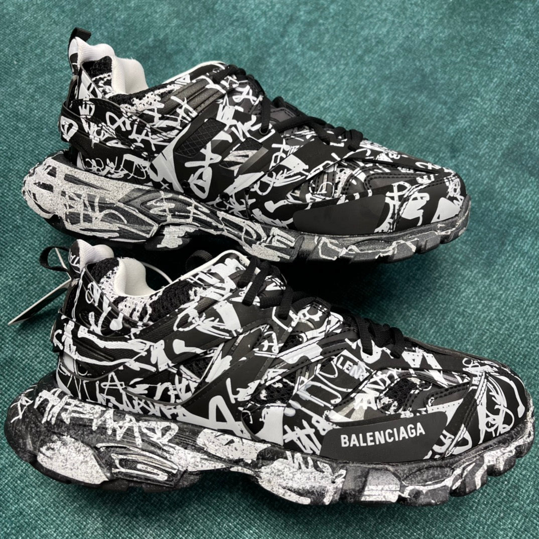 SNBAL 3XL Sneakers Graffiti