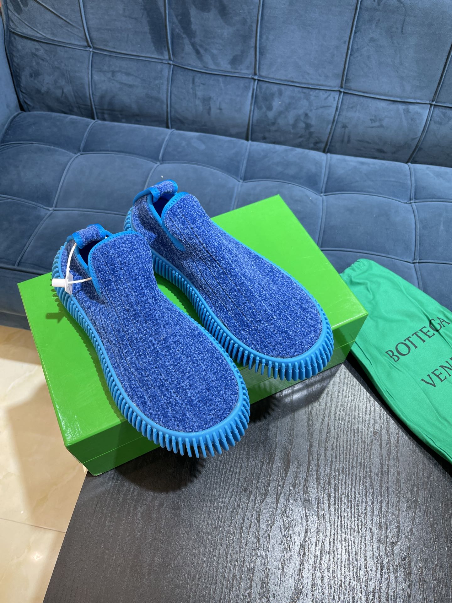 BOT VENET  ripple Sneakers 3 Color 's  Slip on