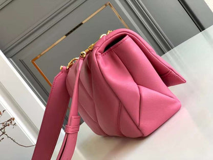 BLG Bag  22 cm
