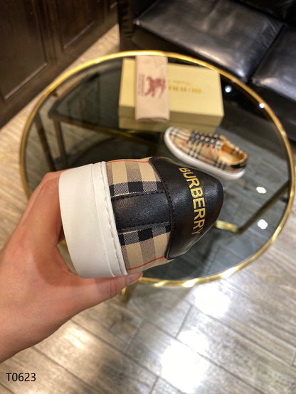 *BURBBER Sneakers