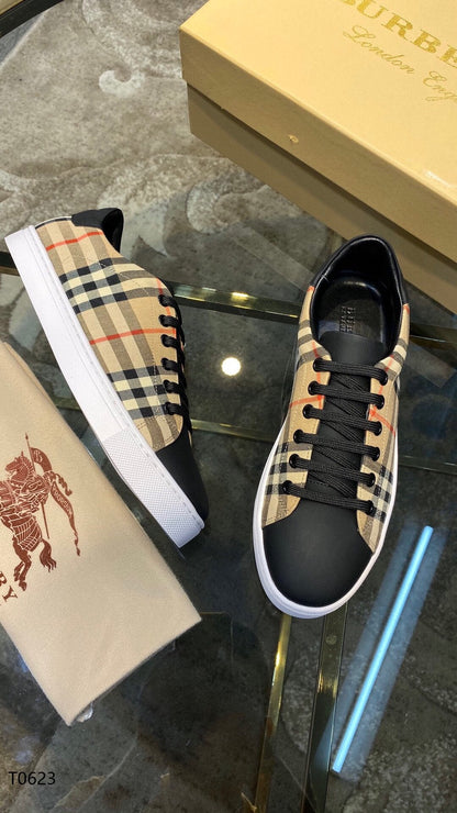 *BURBBER Sneakers