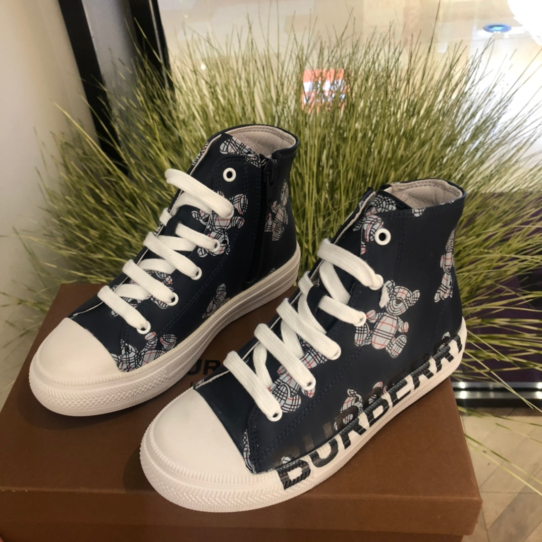 *BURBBER KIDS  Sneakers 2