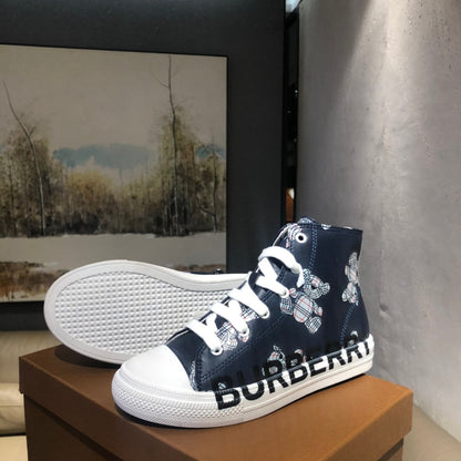 *BURBBER KIDS  Sneakers 2