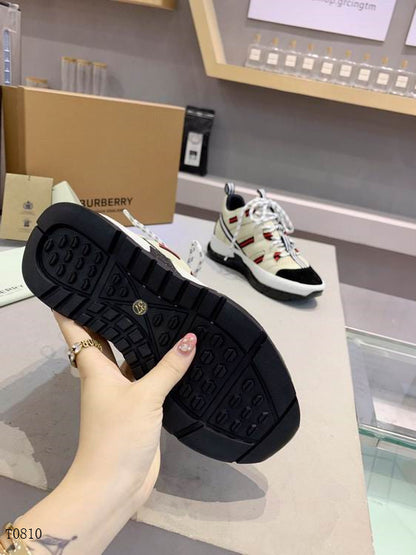 *BURBBER Sneakers