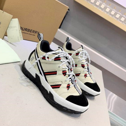 *BURBBER Sneakers