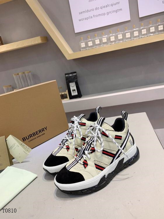 *BURBBER Sneakers