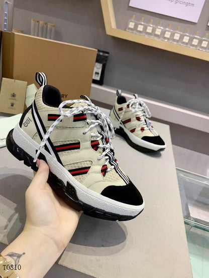 *BURBBER Sneakers