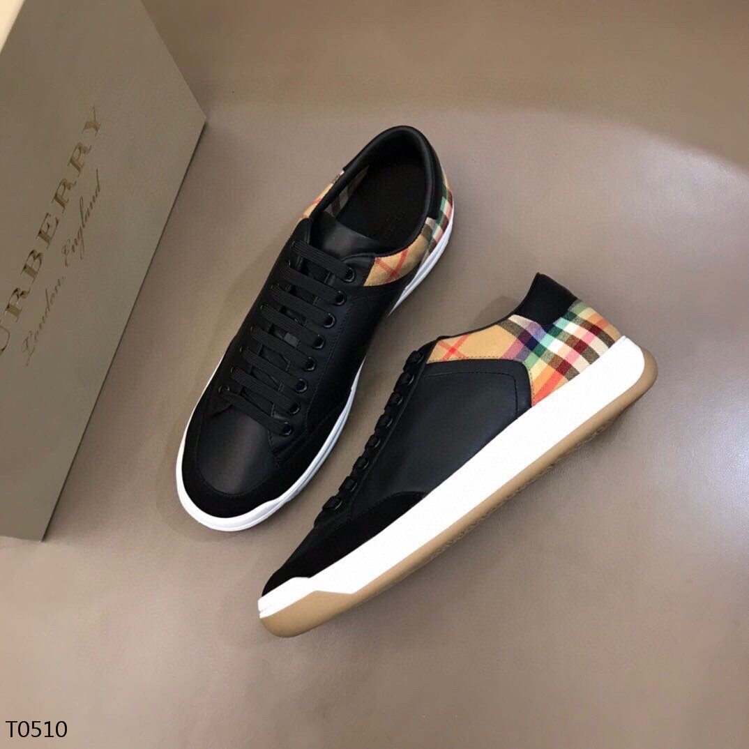 *BURBBER Sneakers