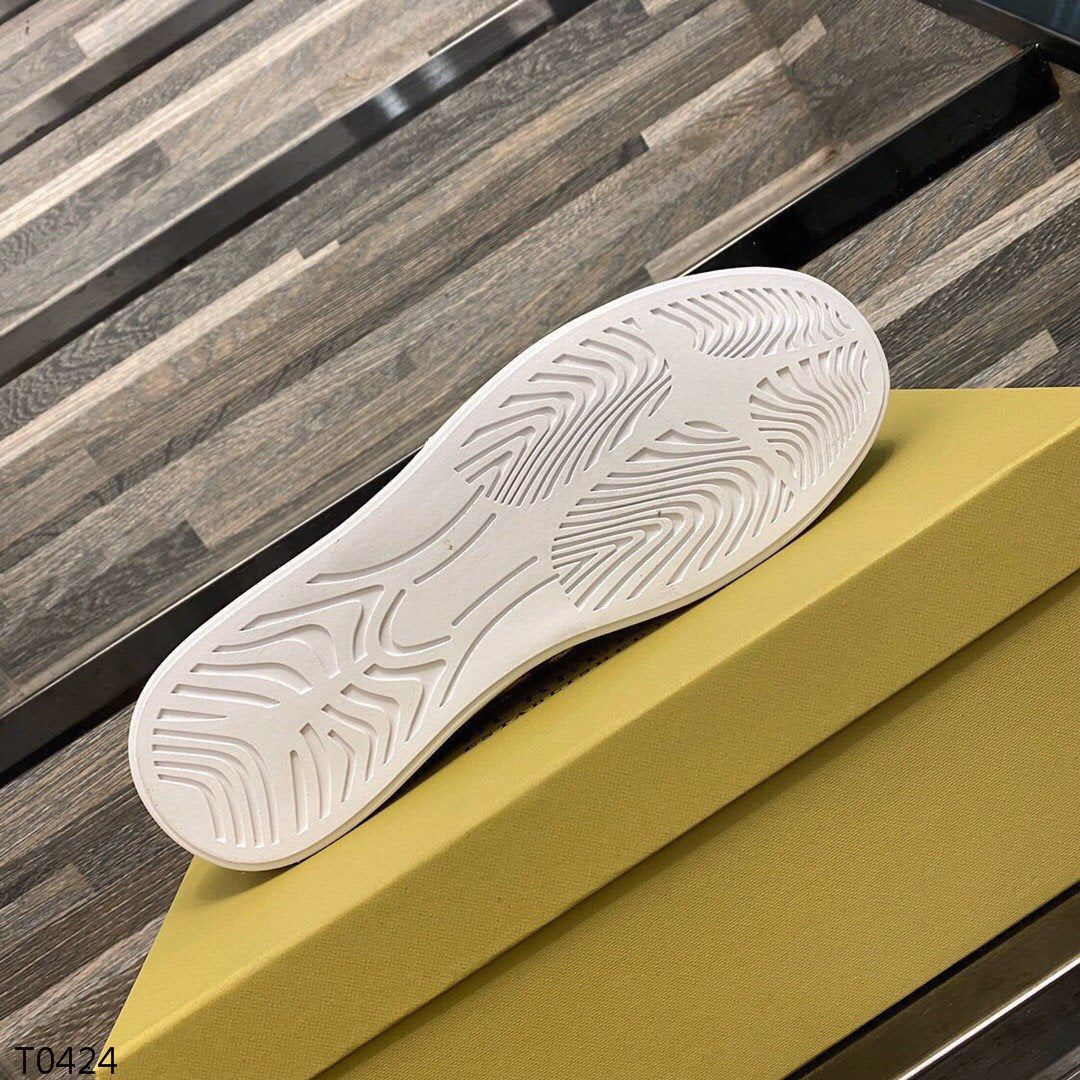 *BURBBER Sneakers