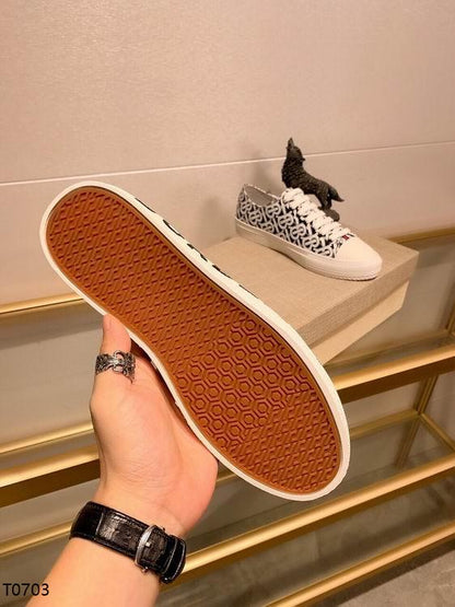 *BURBBER Sneakers