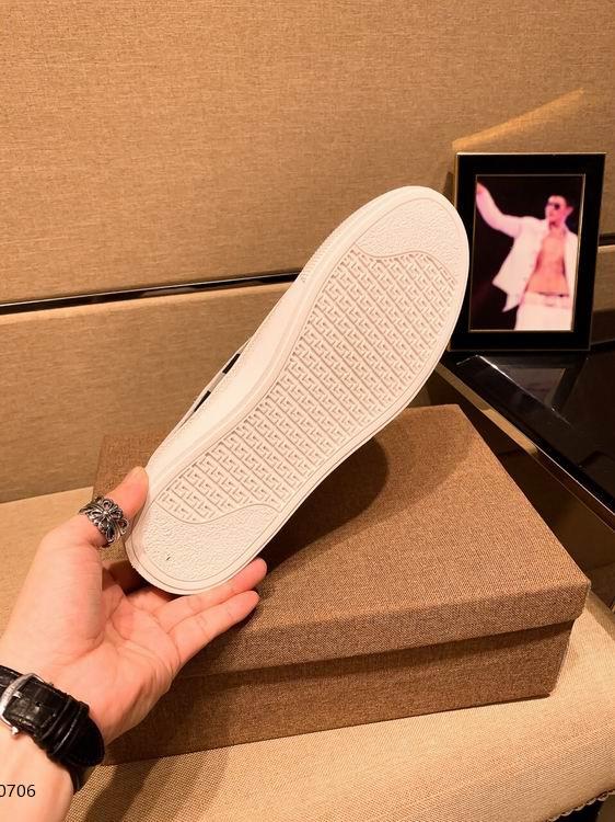 *BURBBER Sneakers