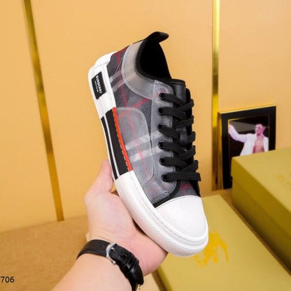 *BURBBER Sneakers