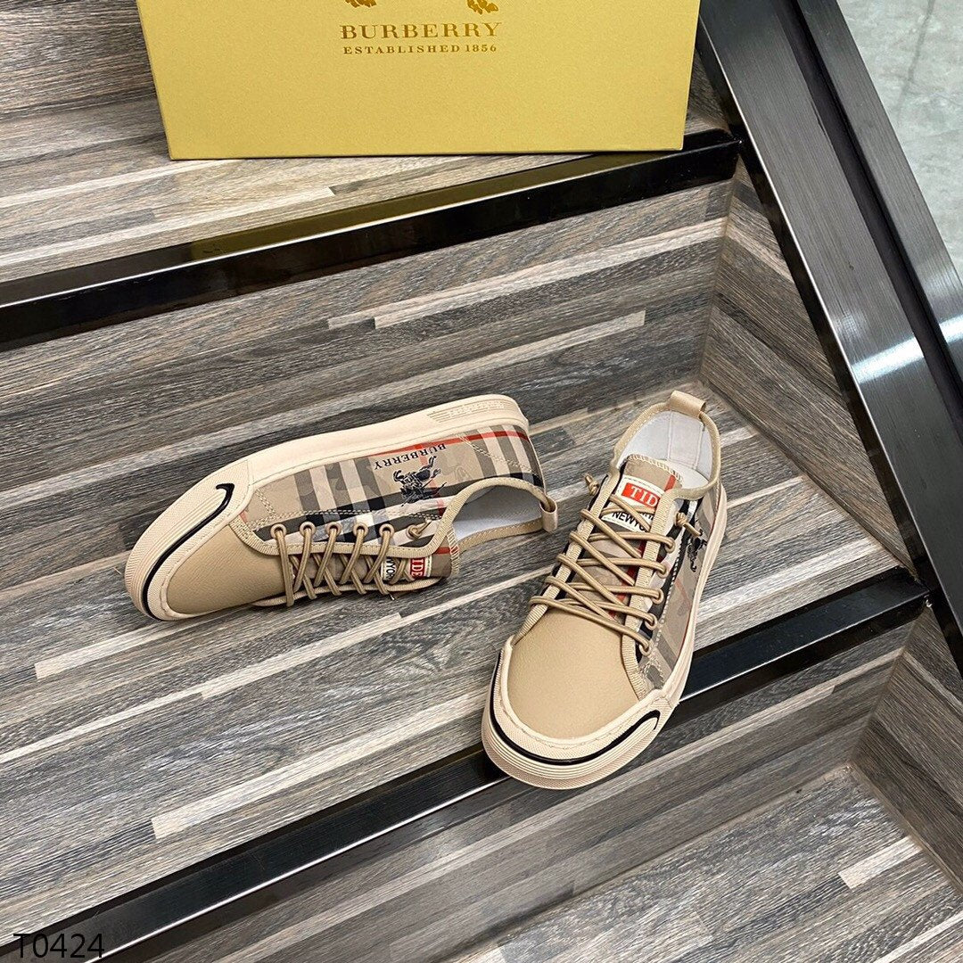 *BURBBER Sneakers