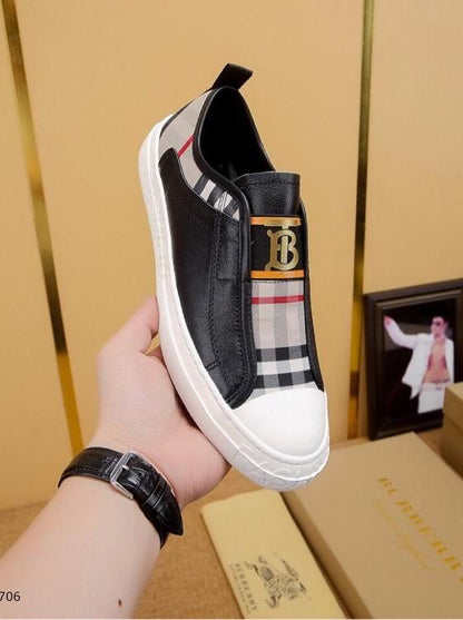*BURBBER Sneakers