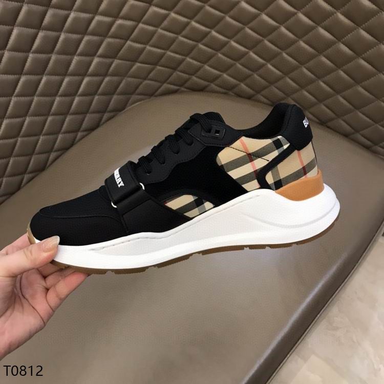 *BURBBER Sneakers