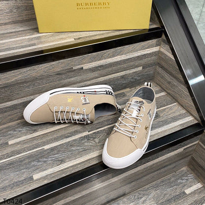*BURBBER Sneakers