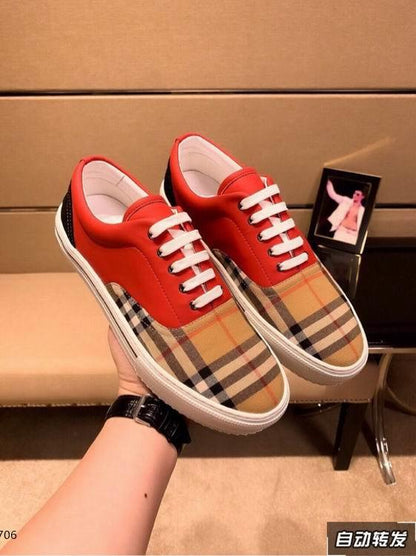 *BURBBER Sneakers