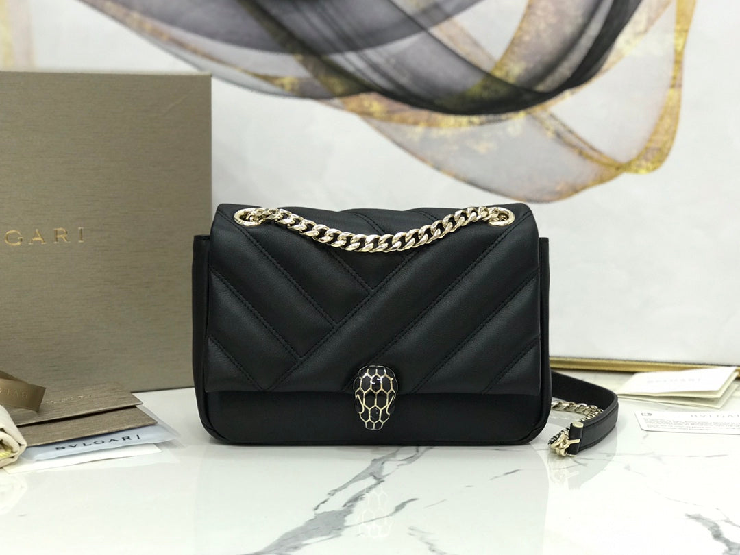 BLG  Bag Black 22 cm