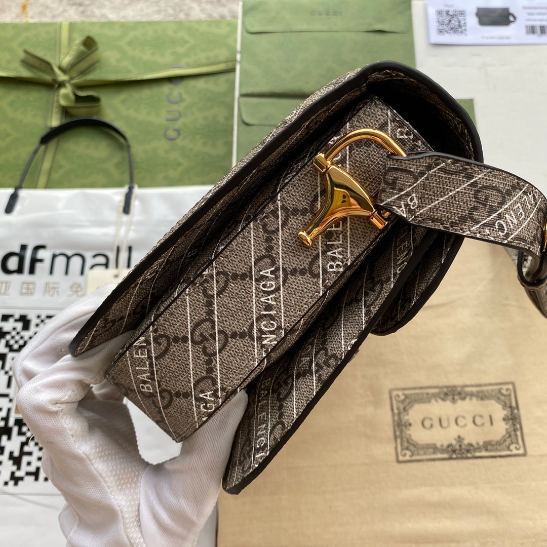 GU vs *BAL Bag  Hacker project 25 cm Horsebit