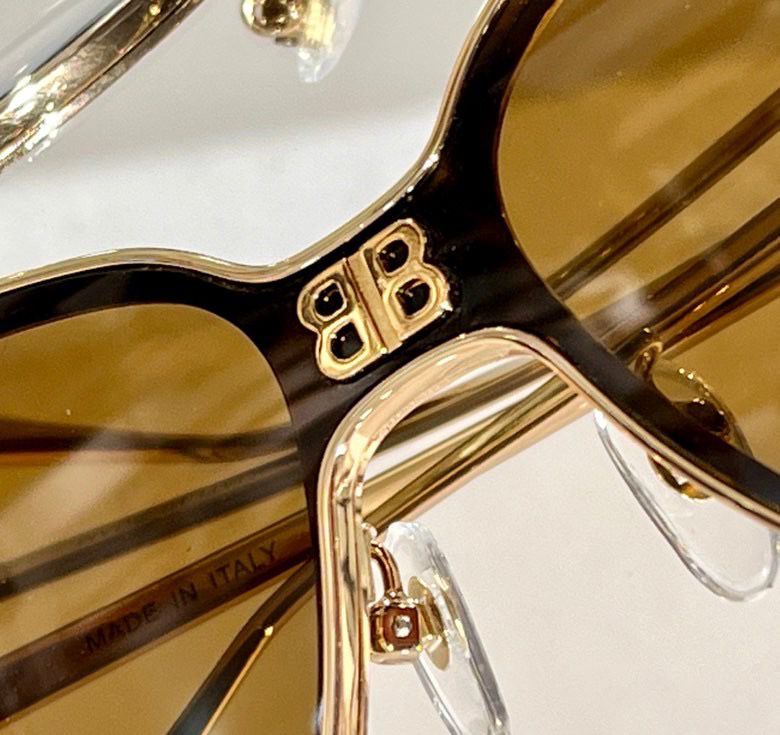 SNBAL   Sunglasses 2 Color 's