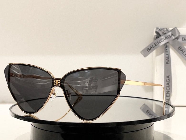 SNBAL   Sunglasses 2 Color 's