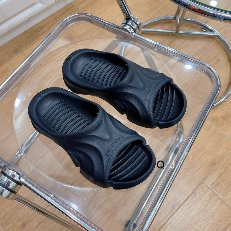 SNBAL  Slippers