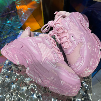 SNBAL  Triple S Sneakers Brushed Pink