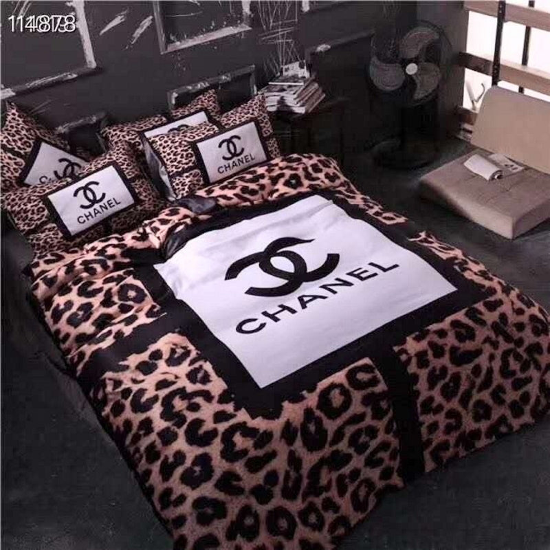Chl  Bedding Set
