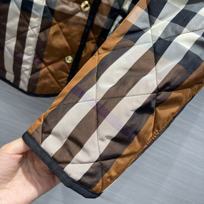 *BURBBER  padded  Jacket Monogram