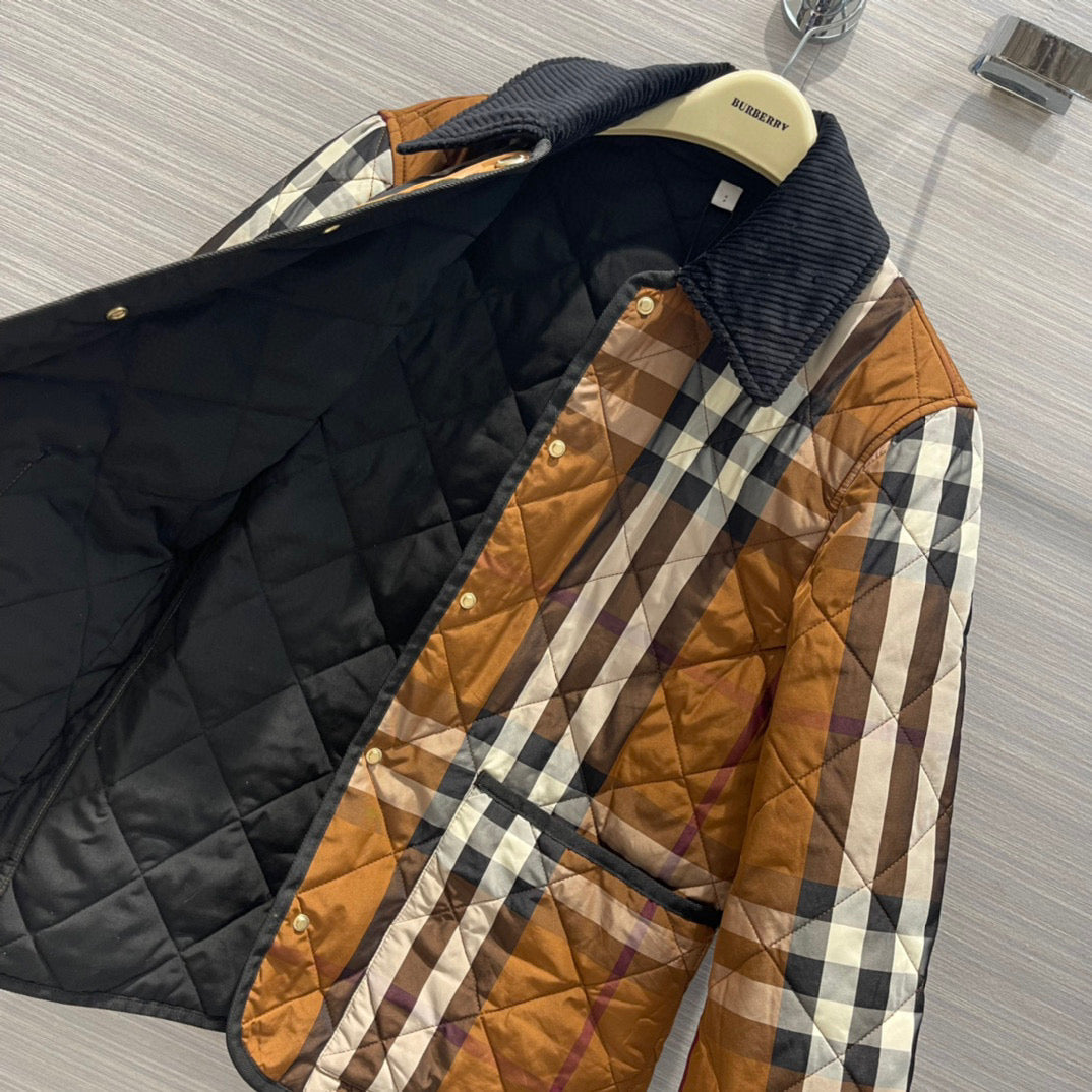 *BURBBER  padded  Jacket Monogram