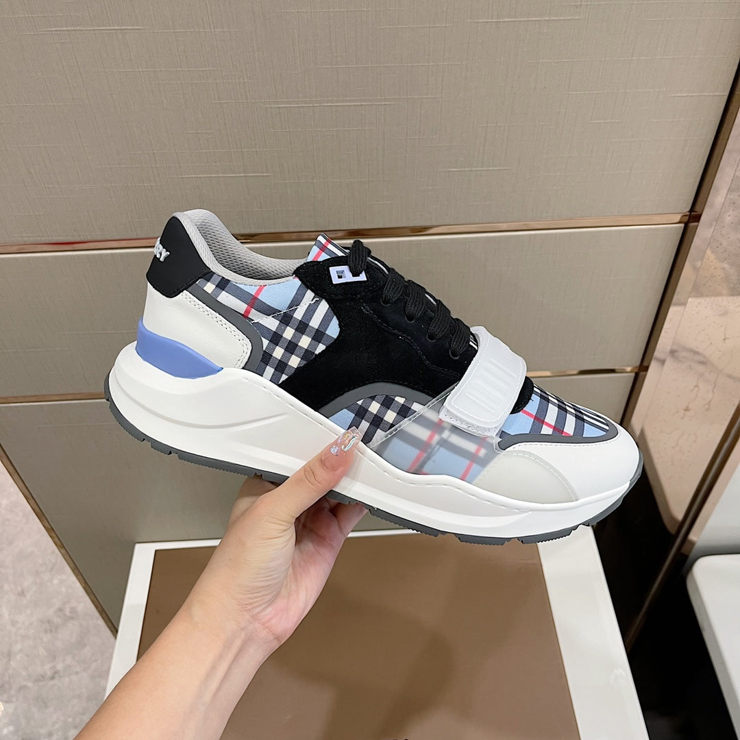 *BURBBER Sneakers Runner