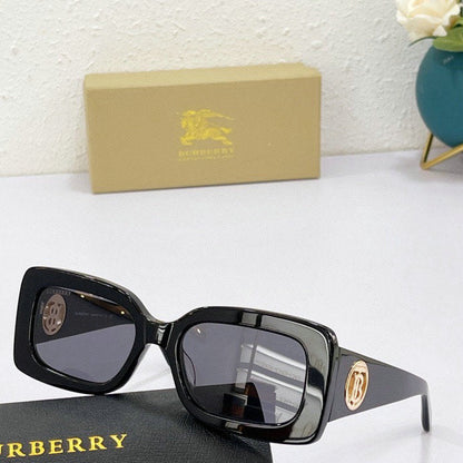 *BURBBER  Sunglasses 4 Color 's