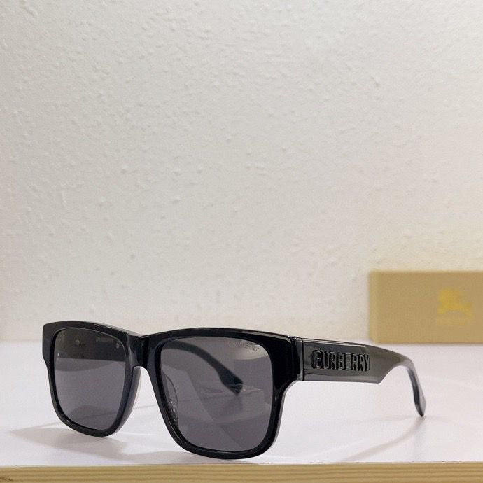 *BURBBER Sunglasses 2 Color 's