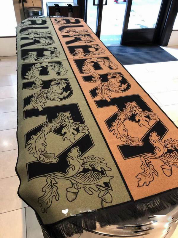 *BURBBER  Scarf
