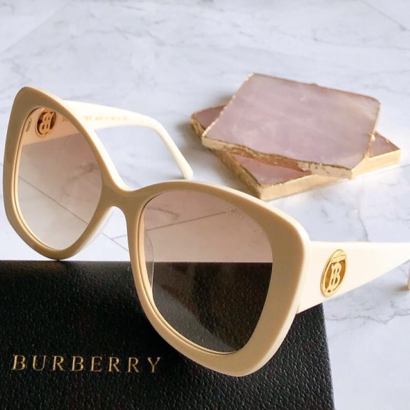 *BURBBER  Sunglasses 3 Colors