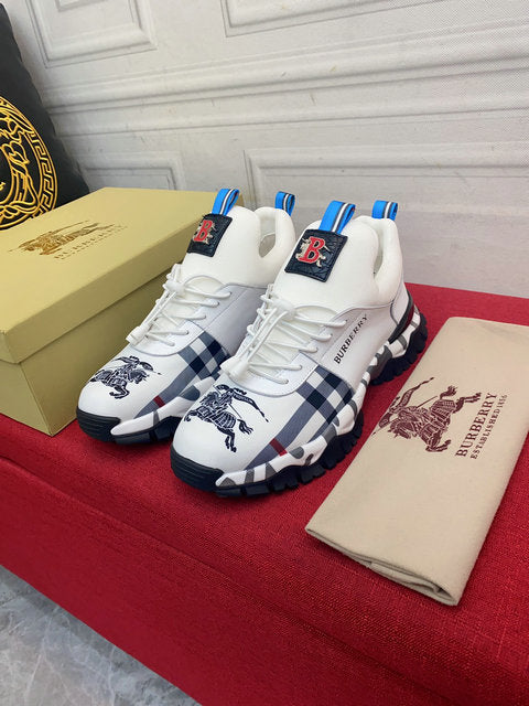 *BURBBER  Sneakers