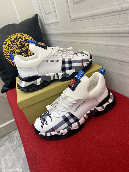 *BURBBER  Sneakers